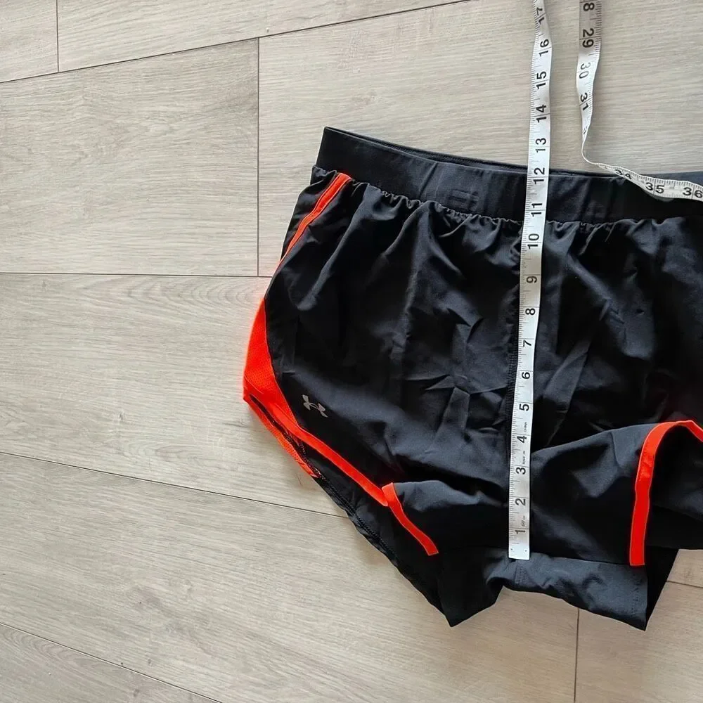 Under armour women shorts size L